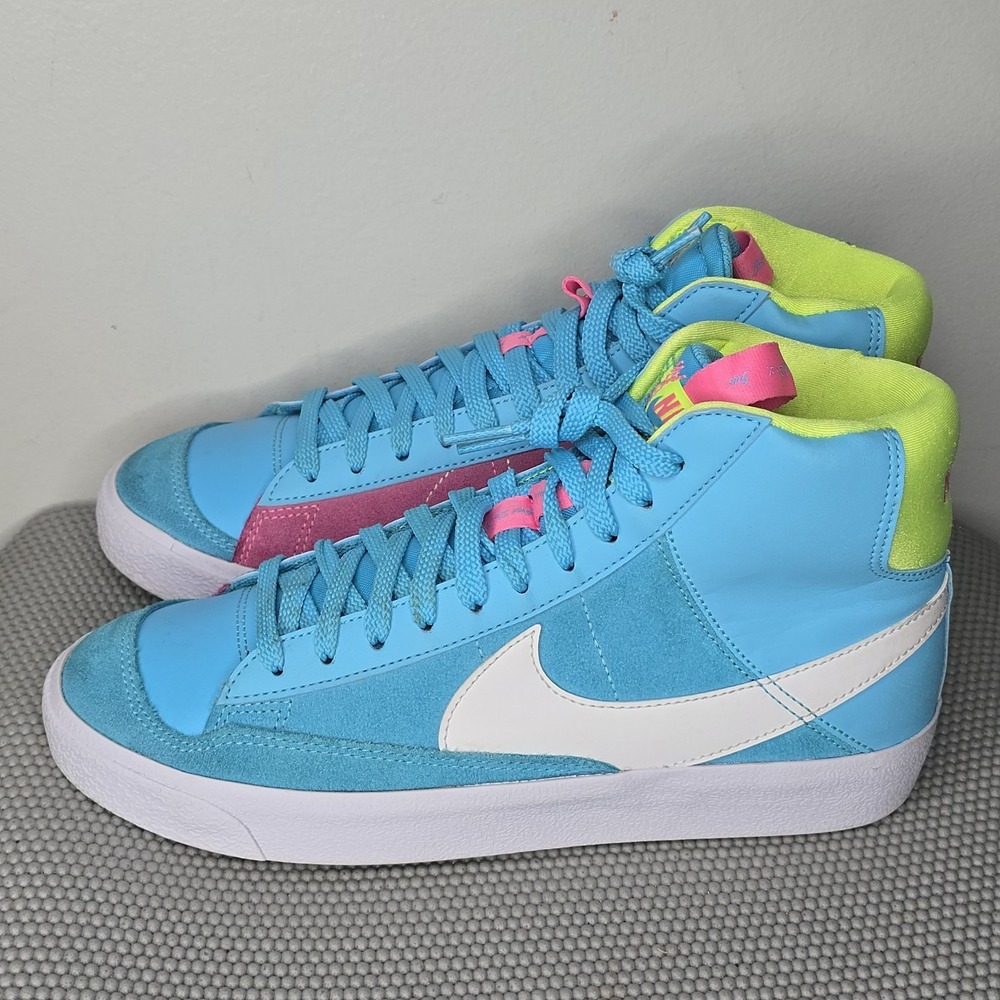 Youth 6.5 Nike Blazer Mid 77 GUC - Baltic Blue Pink Glow - Picture 3 of 9